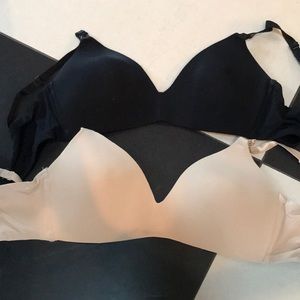 Motherhood nursing bras 34 D
